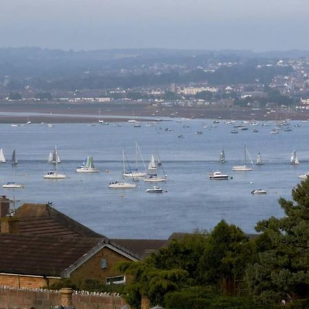 Violet Mays Retreat Starcross 外观 照片